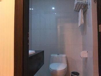 Sports Park Business Hotel Liaocheng Экстерьер фото